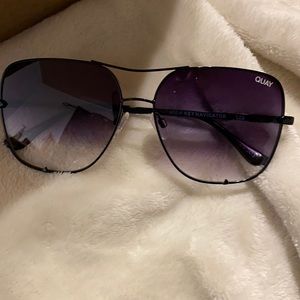 Quay sunglasses black fade